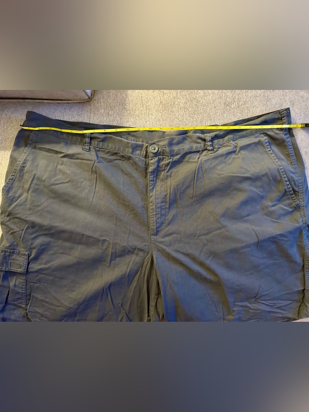 Men’s 50 inch waist Columbia dark gray shorts Big and Tall